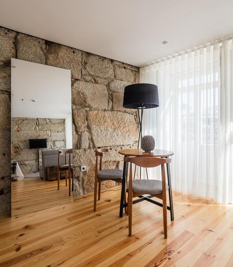 River Hotel apartamentowy 4*